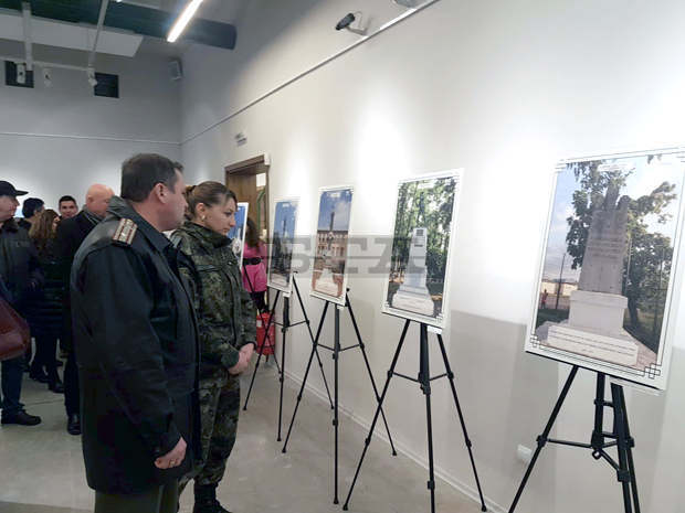 Фотоизложба в Разград показва паметници на румънски герои от Първата световна война