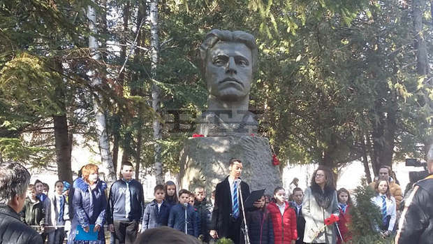 Разград се преклони пред паметта и делото на Васил Левски Разград се преклони пред паметта и делото на Васил Левски