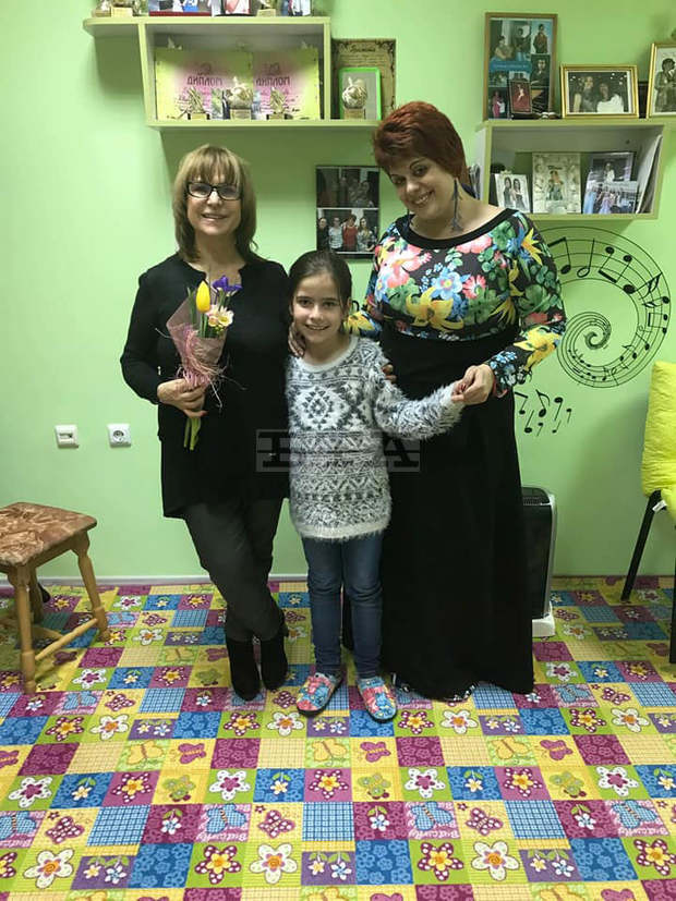 Мими Иванова обучава млади таланти от Търговище Мими Иванова обучава млади таланти от Търговище