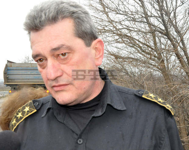 Главен комисар Николай Николов откри ремонтираната сграда на пожарната в Троян Главен комисар Николай Николов откри ремонтираната сграда на пожарната в Троян