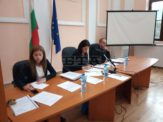 Общинският съвет в Кюстендил декларира подкрепа на правото на живот в чиста и здравословна среда Общинският съвет в Кюстендил декларира подкрепа на правото на живот в чиста и здравословна среда