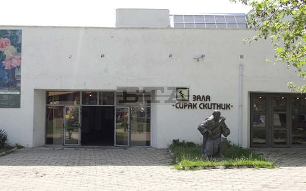 Изложба "И стените говорят..." ще бъде открита в Сливен Изложба "И стените говорят..." ще бъде открита в Сливен