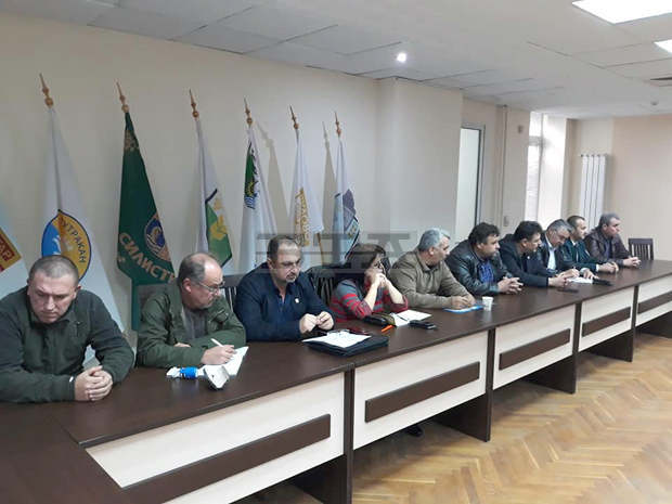 Временен кризисен щаб за претърсване на района, в който е намерено мъртво диво прасе с африканска чума в Силистренско, ще бъде създаден утре