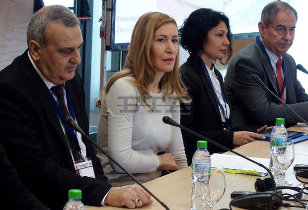 Министърът на туризма Николина Ангелкова откри Международна среща по туризъм в Марково Министърът на туризма Николина Ангелкова откри Международна среща по туризъм в Марково