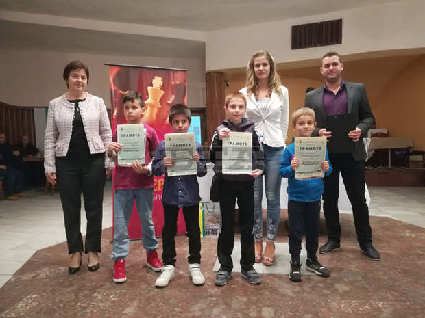 В Павликени завърши шахматният турнир "Маринополци"