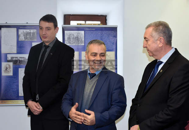 Евродепутатът от ГЕРБ/ЕНП Владимир Уручев се срещна във Видин с младежи от "Клуб на европейските ценности"