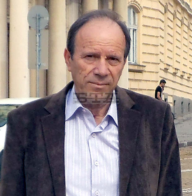 Кърджалийски учител със статия в канадско математическо списание