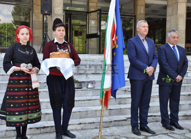 Започна реновирането на сградата на читалище в Разлог Започна реновирането на сградата на читалище в Разлог