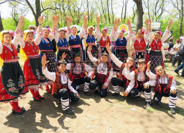 На Цветница деца и възрастни ще извият хоро на площад "Свобода" в Добрич На Цветница деца и възрастни ще извият хоро на площад "Свобода" в Добрич