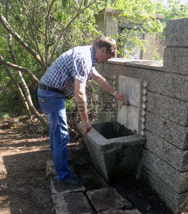 ВиК - Сливен извърши рехабилитация на стара чешма в парка Хамам баир ВиК - Сливен извърши рехабилитация на стара чешма в парка Хамам баир