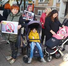 И в Добрич майки на деца с увреждания излязоха на протест