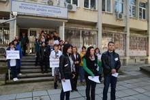 Здравни инспектори поискаха на протест в Добрич гарантирано поетапно увеличение на заплатите