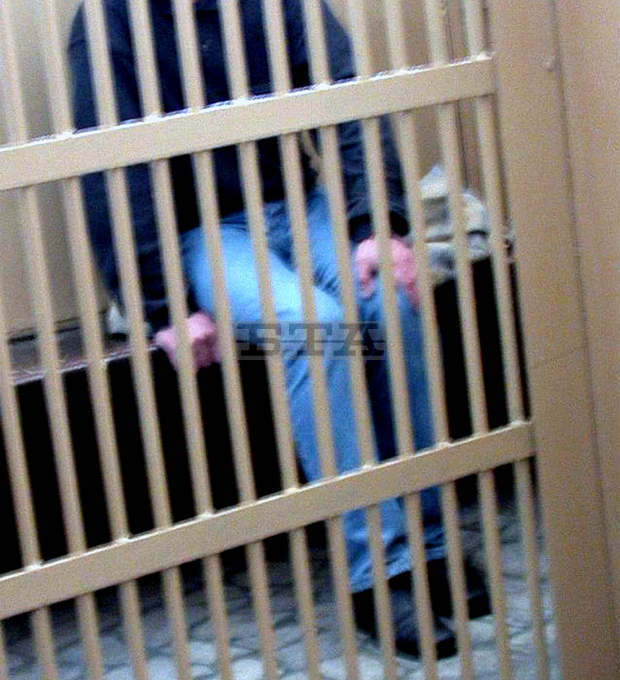 Съдът в Ловеч остави за постоянно в ареста, обвинен в убийство на съсед