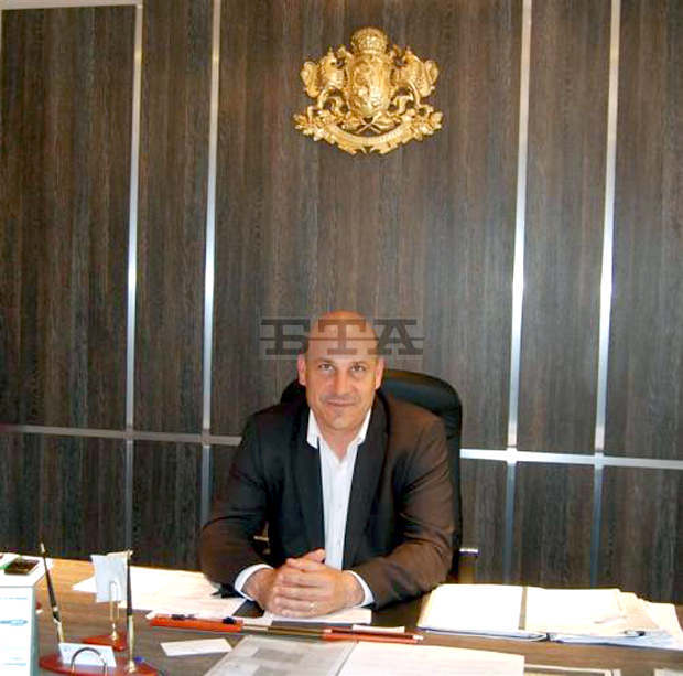 Всички документи, поискани по време на полицейска проверка в сградата на Община Поморие, са предадени доброволно, посочиха от Общината