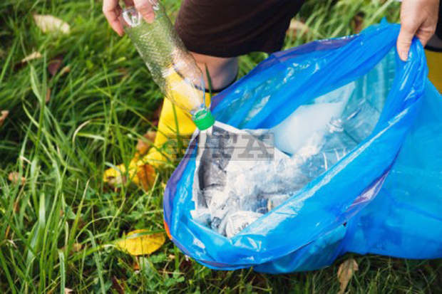 Община Плевен създаде организация за почистване на междублокови пространства