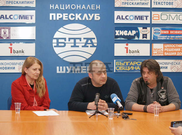 "Бонфайър" и още 16 групи от страната и чужбина ще свирят на двудневен рок фестивал на Шуменското плато