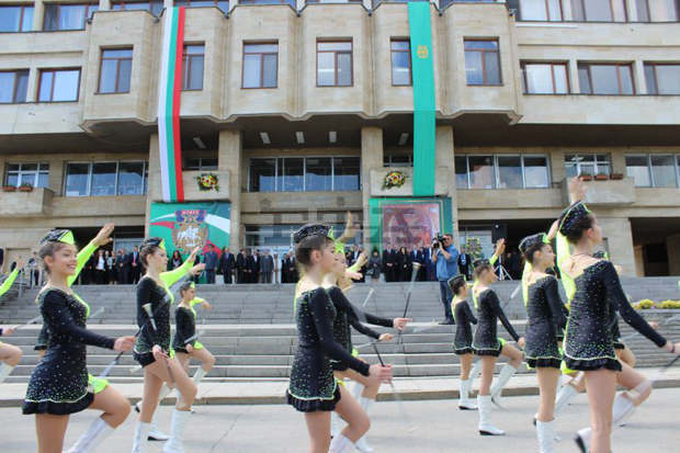 Близо 500 мажоретки ще участват във фестивала "Мадарски конник" в Шумен