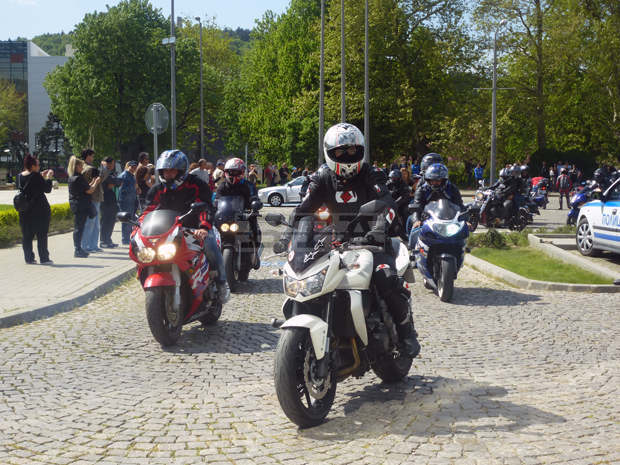 Около 300 рокери откриха мотосезон 2018 в Сливен