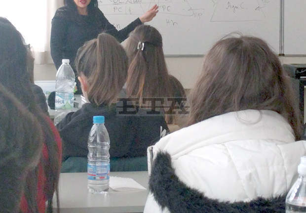 Преустановяват се занятията във всички държавни и общински училища в Дуловската община