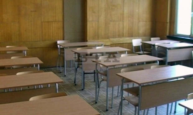 В училището в силистренското село Правда единствено в областта се обучават възрастни ученици В училището в силистренското село Правда единствено в областта се обучават възрастни ученици