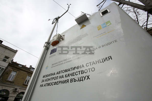 Няма замърсяване на въздуха при възникналия пожар в магазин  за техника в Бургас