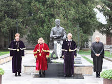 Стопанска академия в Свищов почете паметта на дарителя Димитър Ценов
