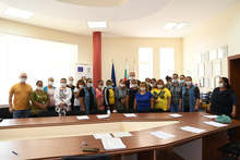 Община Кубрат осигури временна заетост за още три месеца на участниците в проект за уязвими групи