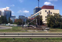 Мегаборд с гигантски размери в местността "Къро" при 7 -ми км на бул. "Цариградско шосе" е свален доброволно