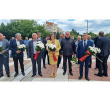 С двойни сили и двойна енергия отиваме на избори за парламент и кмет, заяви Корнелия Нинова в Благоевград