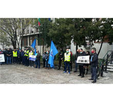 На мълчалив протест с искане за увеличение на заплатите излязоха служители на МВР във Видин