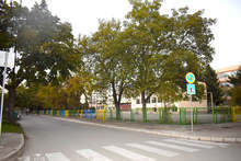 Въвежда се еднопосочно движение в района на разградското училище "Никола Икономов"