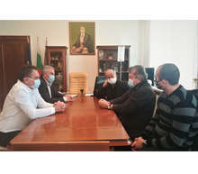 В община Плевен посрещнаха маестро Пламен Джуров по повод удостояването му с почетно звание