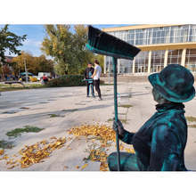 Участници в арт работилница представиха творбите си на събитие на открито във Видин