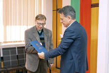 Борислав Петров и Борислав Геронтиев са тазгодишните носители на националната литературна награда "Иван Динков"