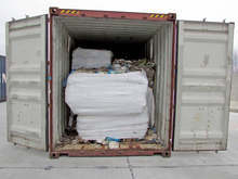 Експерти ще направят оглед на още 102 контейнера с италиански боклук на пристанище Варна - Запад