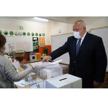 Премиерът и лидер на ПП ГЕРБ Бойко Борисов благодари на всички, които се занимават с изборите