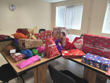 Центърът за обществена подкрепа в Дулово е зарадвал своите потребители с коледни подаръци