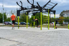 Ремонтирани са две спортни площадки в Ямбол