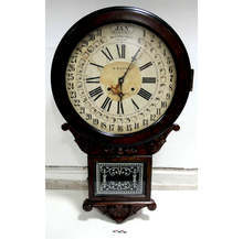 Колекция от стари часовници и радиоапарати показват в музея "Етър"