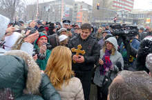 Общински съветник от Габрово се хвърли в ледените води на река Янтра и хвана кръста