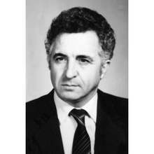 Дарин Димитров поздрави бивш кмет на Търговище по повод 90-та му годишнина