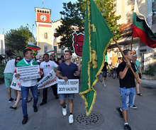 В шествие по централен булевард прерасна вторият протест "Хасково се събужда"