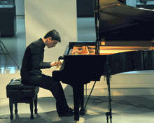 Именитият пианист Иван Дончев ще бъде гост в концерта на хор "Гена Димитрова" в католическата църква утре в Плевен