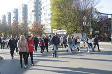 Протестиращи срещу зелените сертификати блокираха за около половин час движението по централен булевард в Ямбол