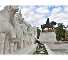 Скулптурната композиция "Хан Аспарух и неговата конница" в Исперих е реставрирана