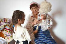 "Училище за бабини занаяти" ще отвори в Жеравна