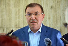 Министърът на здравеопазването е готов да се срещне с всяка една медицинска сестра