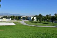 Община Благоевград е завършила процедурата по запазването  на терена на бившите казарми като общинска собственост