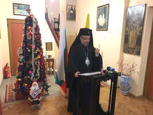 Любовта присъства в делничната ни вяра само чрез дела, каза в Рождественското си послание Старозагорският митрополит Киприан