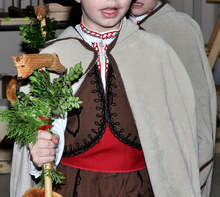 Неизвестна коледарска молитва са открили и възстановили деца от силистренското село Средище